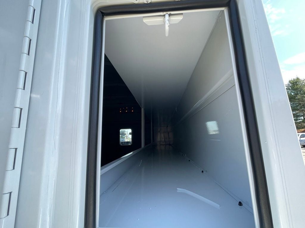 2026 Ford E-350SD Base Cutaway