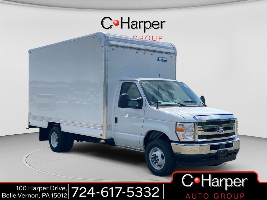 2027 Ford E-450SD Base