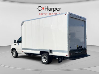 2027 Ford E-450SD Base