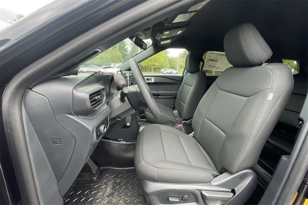 2025 Ford Utility Police Interceptor Base
