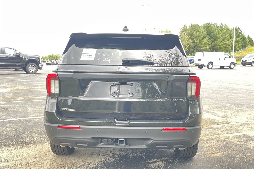 2025 Ford Utility Police Interceptor Base