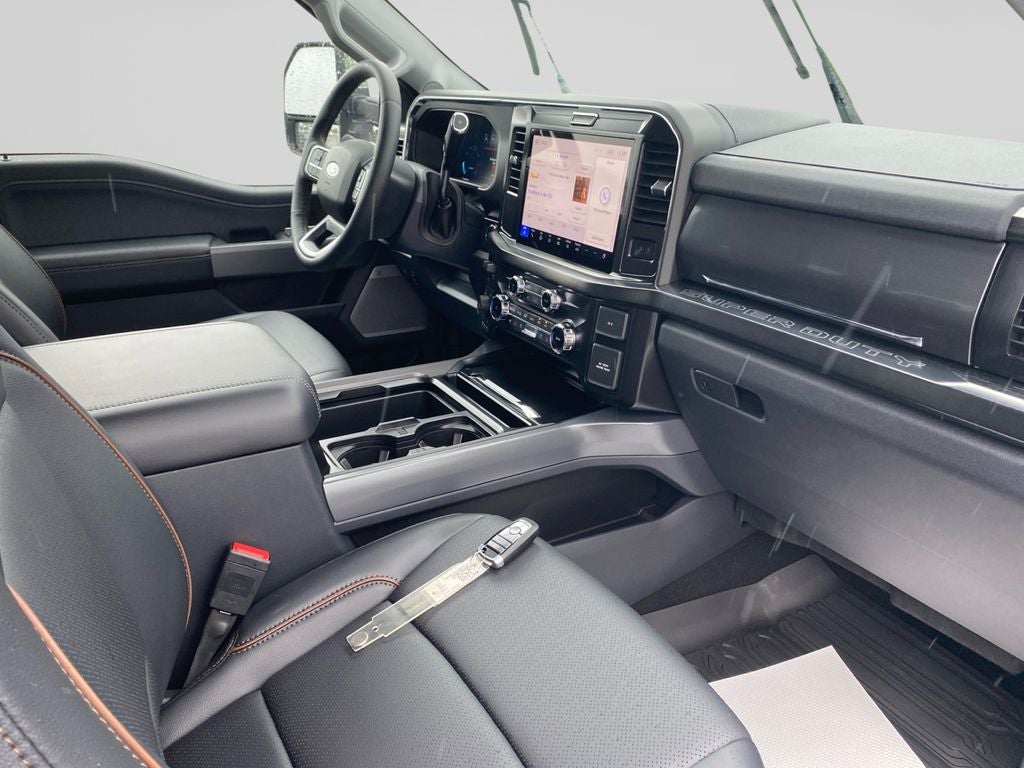 2026 Ford F-350SD Lariat