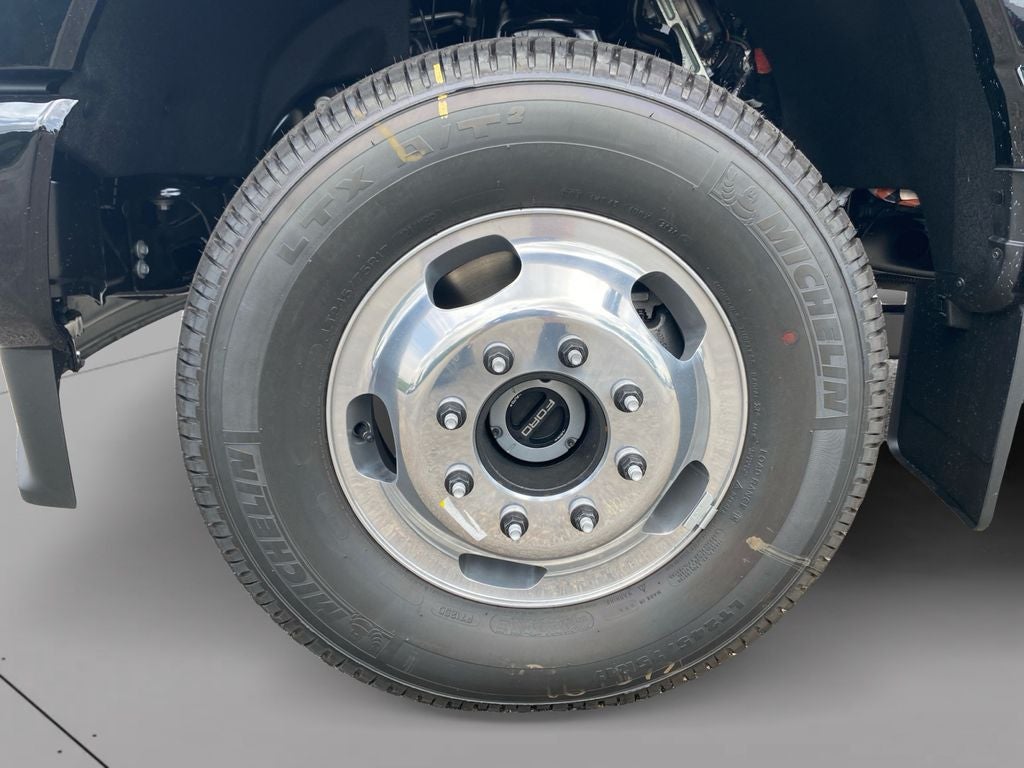 2026 Ford F-350SD Platinum DRW