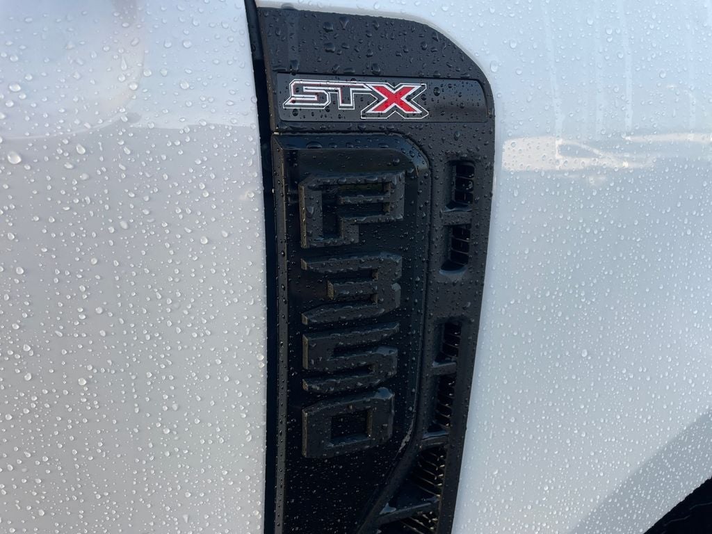 2027 Ford F-350SD XL