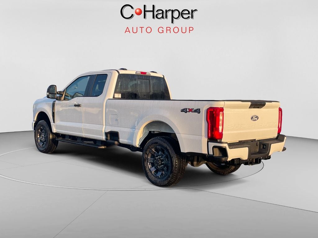 2027 Ford F-350SD XL