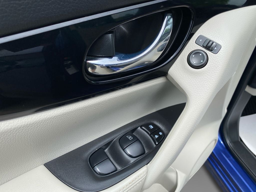 2020 Nissan Rogue Sport SV