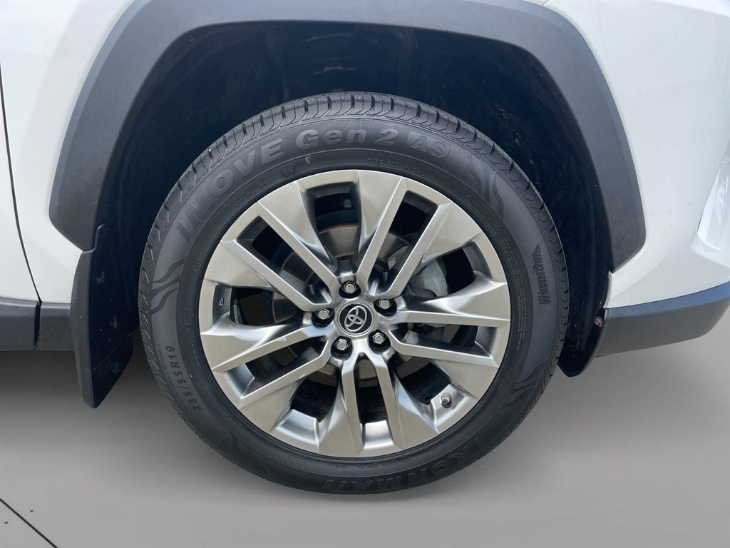 2019 Toyota RAV4 XLE Premium