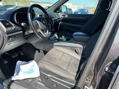 2020 Jeep Grand Cherokee Laredo E