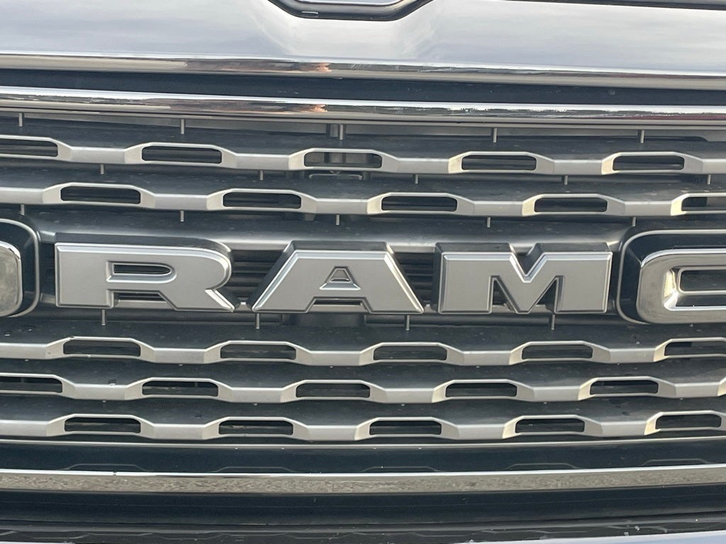 2022 RAM 1500 Big Horn/Lone Star NIGHT EDITION