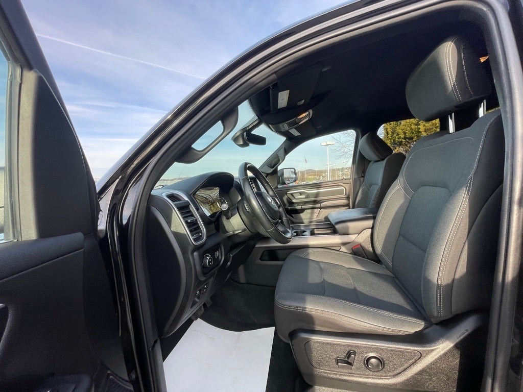 2022 RAM 1500 Big Horn/Lone Star NIGHT EDITION