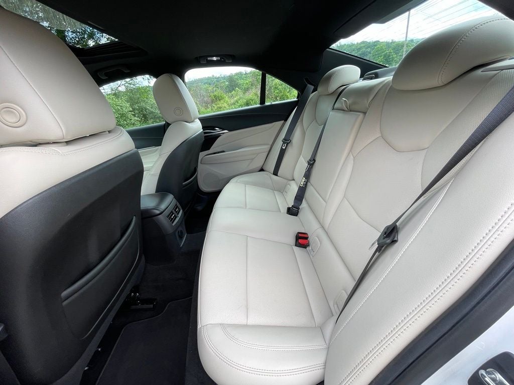 2023 Cadillac CT4 Premium Luxury