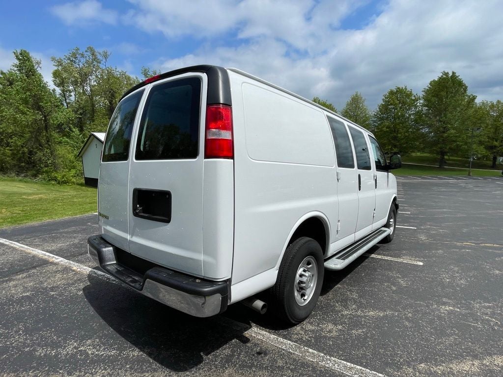 2024 Chevrolet Express 2500 Work Van Cargo
