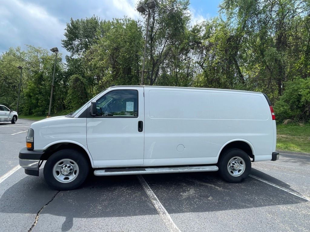 2024 Chevrolet Express 2500 Work Van Cargo