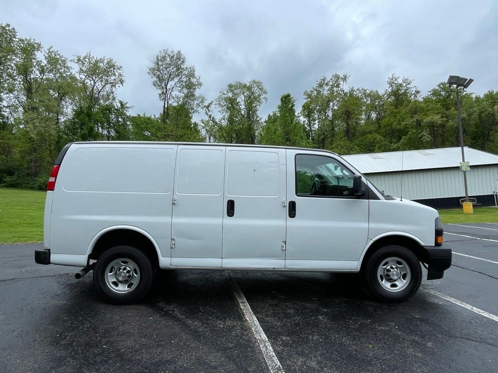 2021 Chevrolet Express 3500 Work Van Cargo