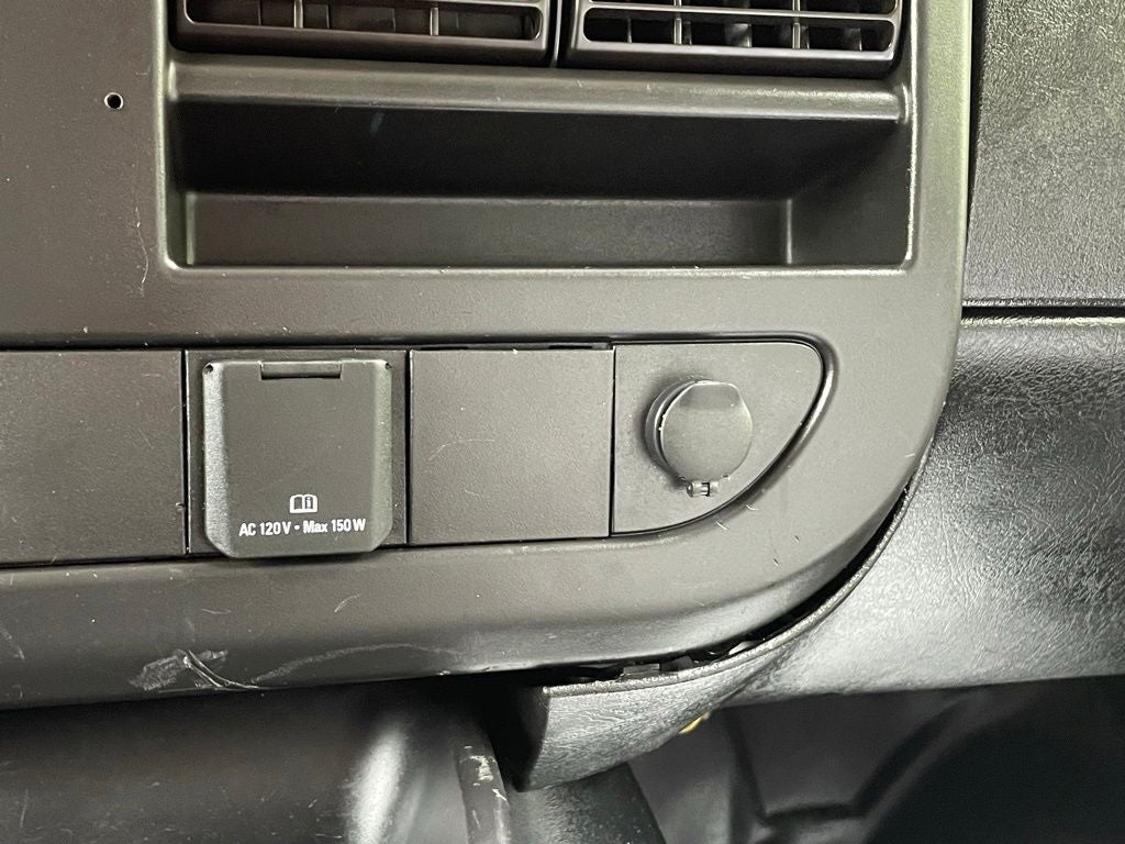 2021 Chevrolet Express 3500 Work Van Cargo