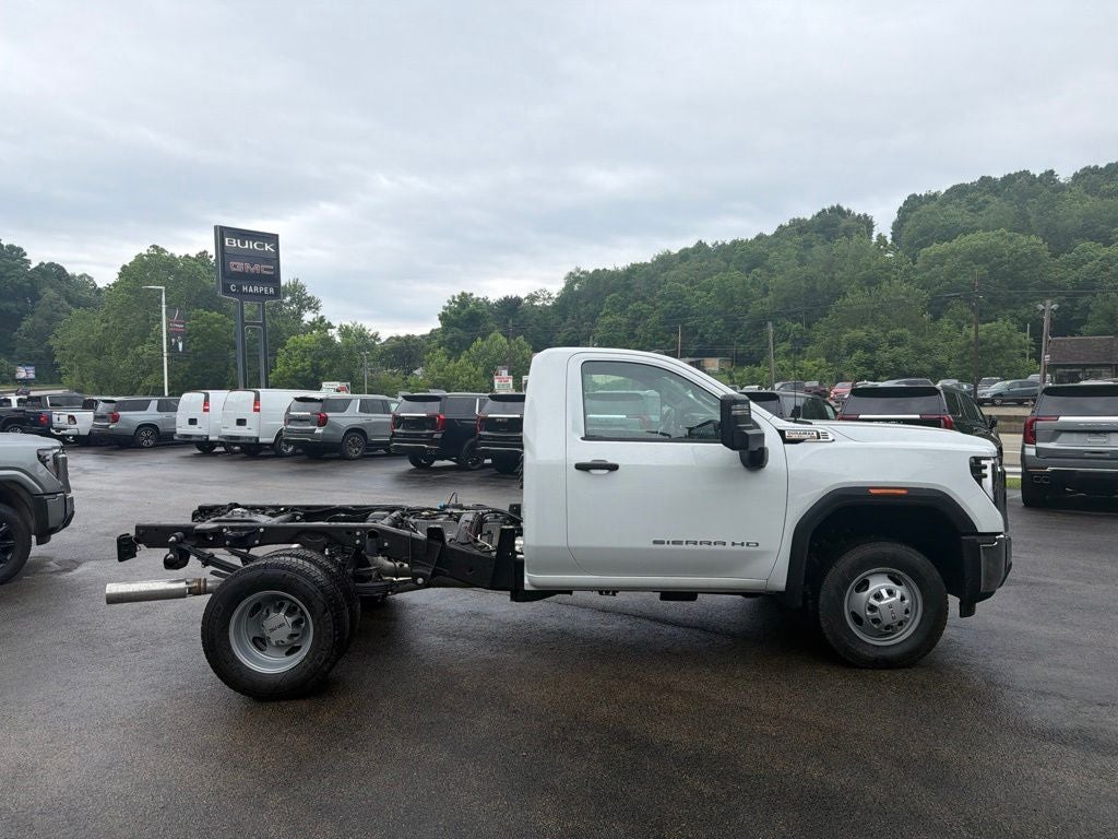2026 GMC Sierra 3500HD Pro