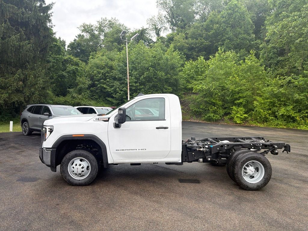 2026 GMC Sierra 3500HD Pro