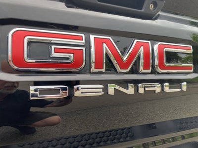 2023 GMC Canyon Denali