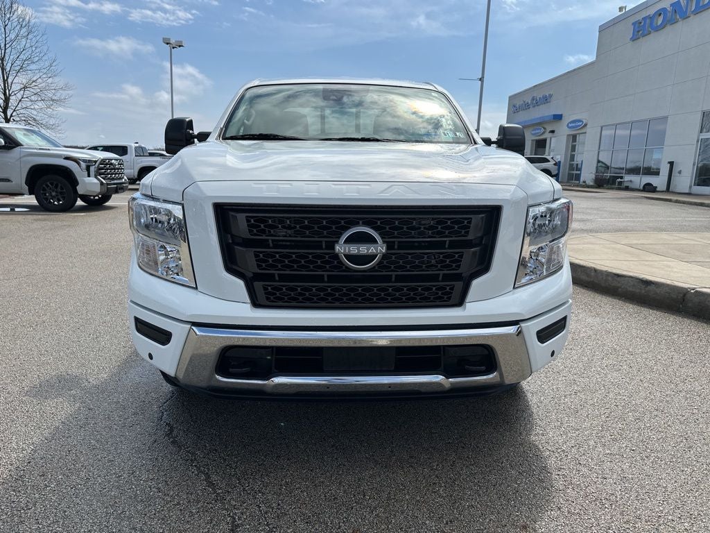 2024 Nissan Titan SV