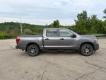2023 Nissan Titan SV