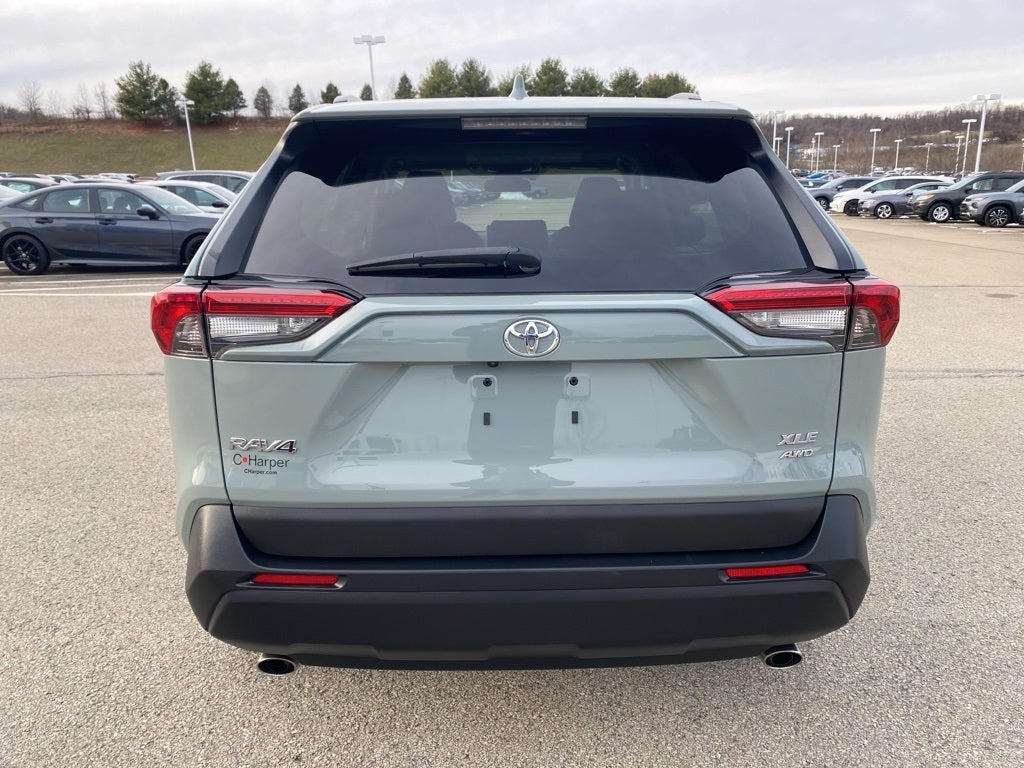 2023 Toyota RAV4 XLE Premium