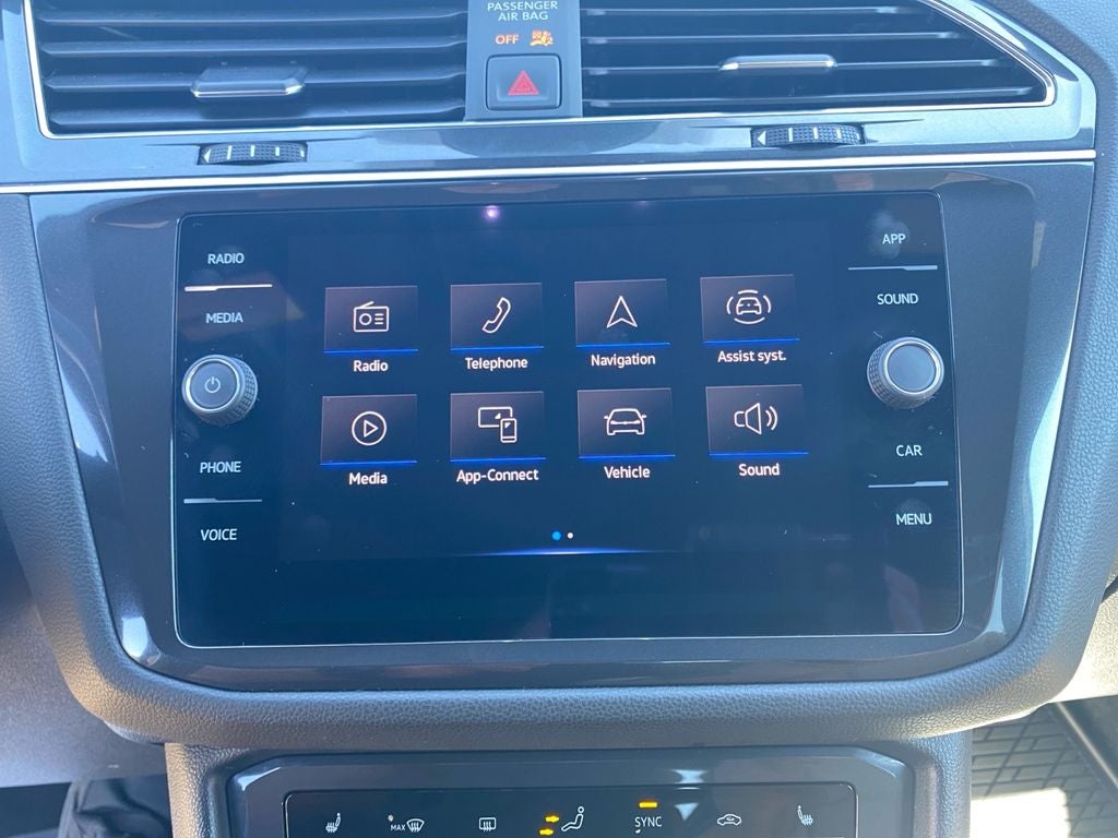 2023 Volkswagen Tiguan 2.0T SE