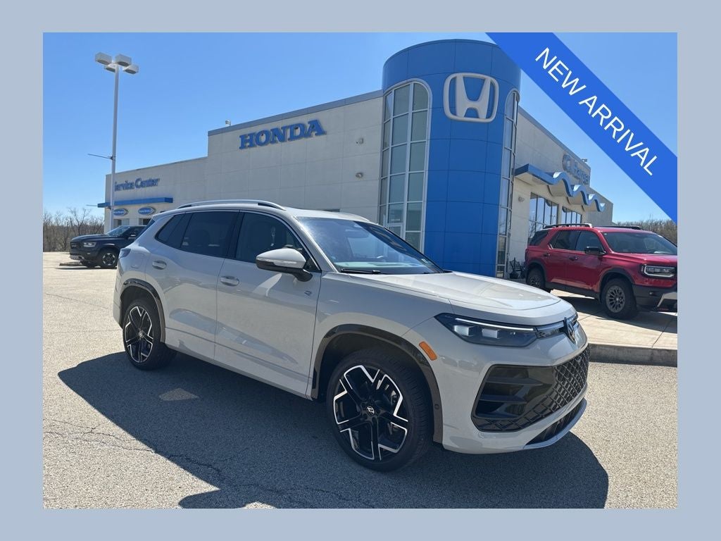 2026 Volkswagen Tiguan 2.0T SEL R-Line Turbo