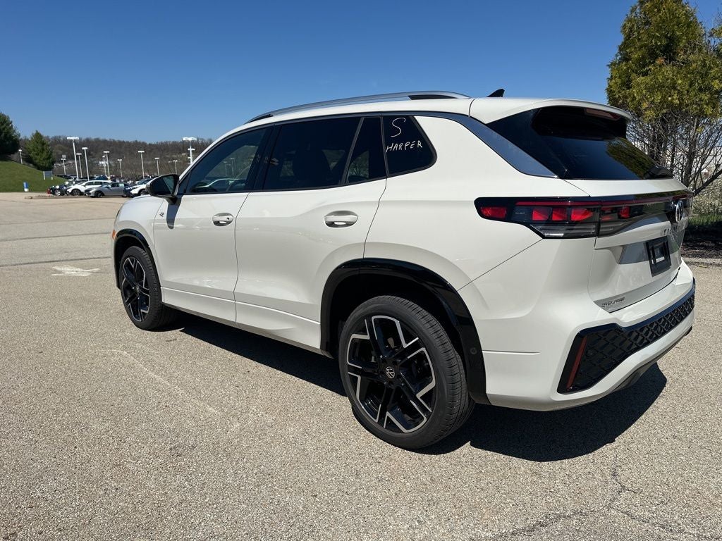 2026 Volkswagen Tiguan 2.0T SEL R-Line Turbo