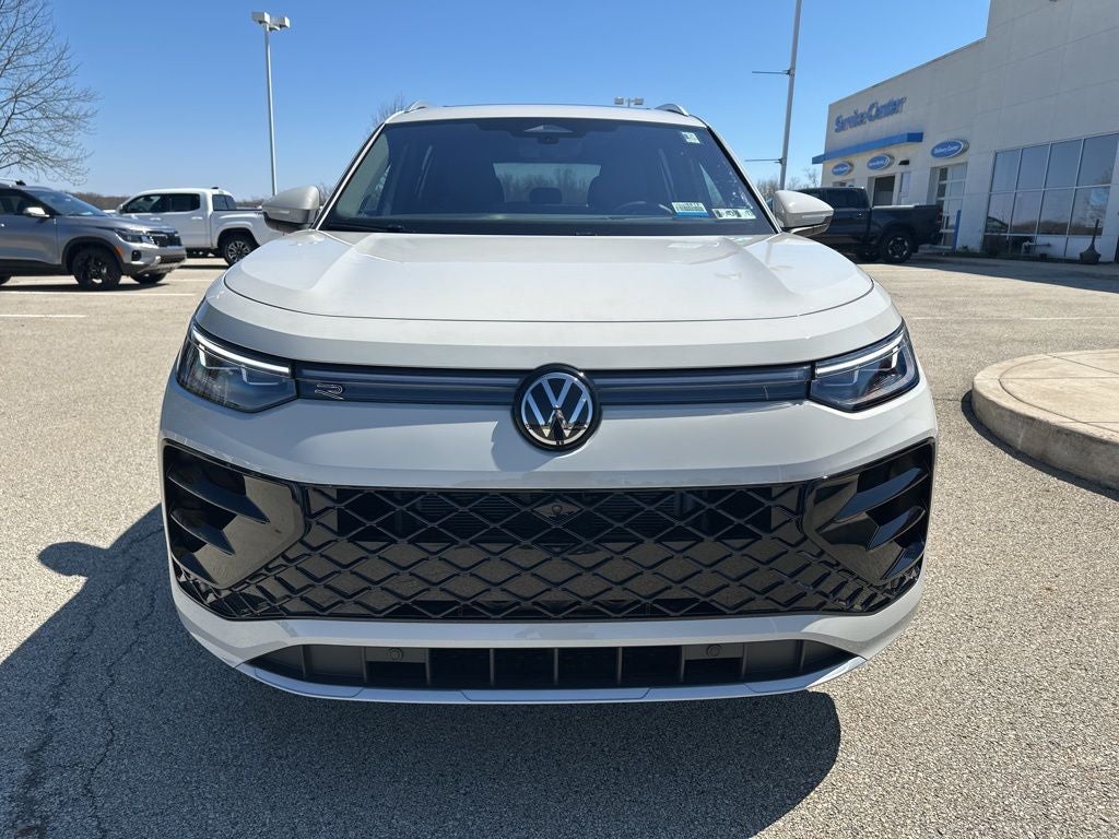 2026 Volkswagen Tiguan 2.0T SEL R-Line Turbo