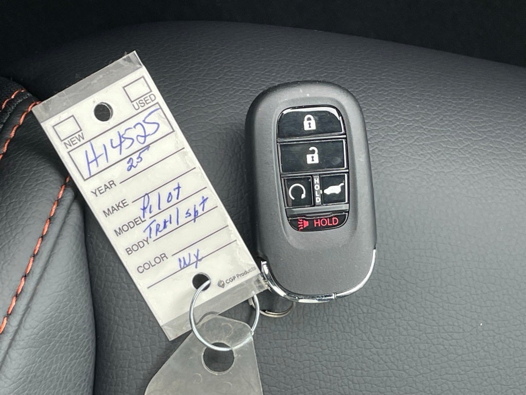 2025 Honda Pilot TrailSport