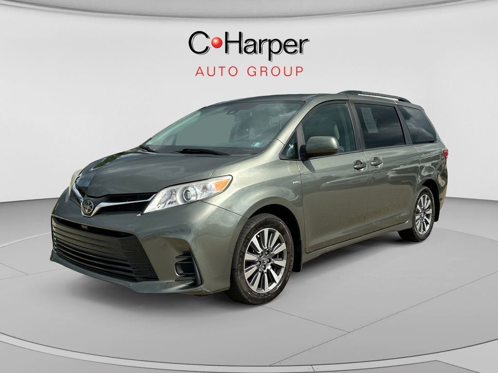 2020 Toyota Sienna LE 7 Passenger