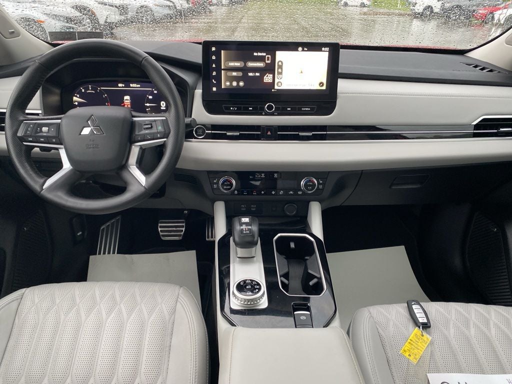 2025 Mitsubishi Outlander SEL