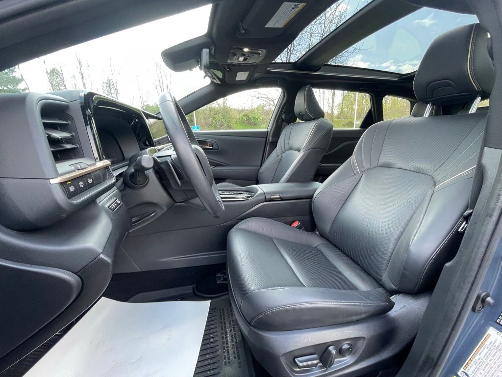 2025 Toyota Crown Signia Limited