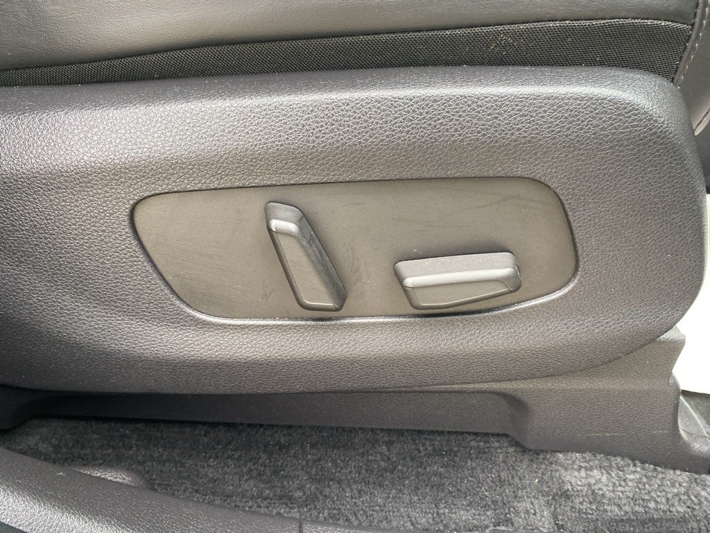 2022 Kia Carnival SX