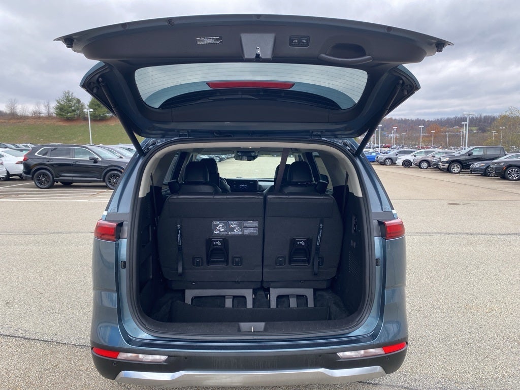 2022 Kia Carnival SX