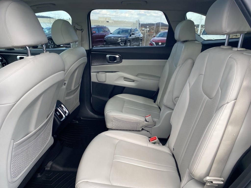 2022 Kia Sorento Hybrid EX