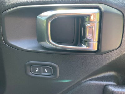 2025 Jeep Wrangler 4-Door Willys 4x4