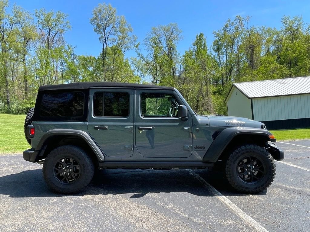 2025 Jeep Wrangler 4-Door Willys 4x4