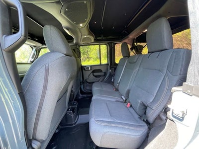 2025 Jeep Wrangler 4-Door Willys 4x4
