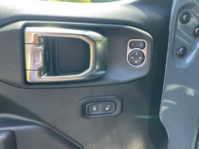 2025 Jeep Wrangler 4-Door Willys 4x4