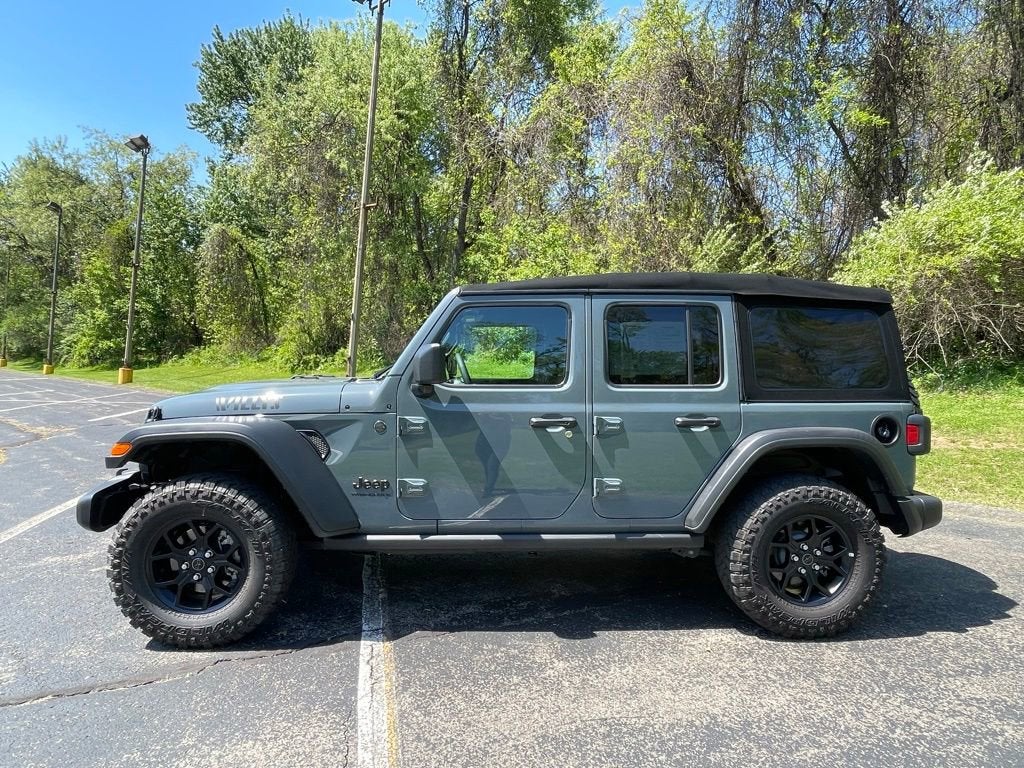 2025 Jeep Wrangler 4-Door Willys 4x4