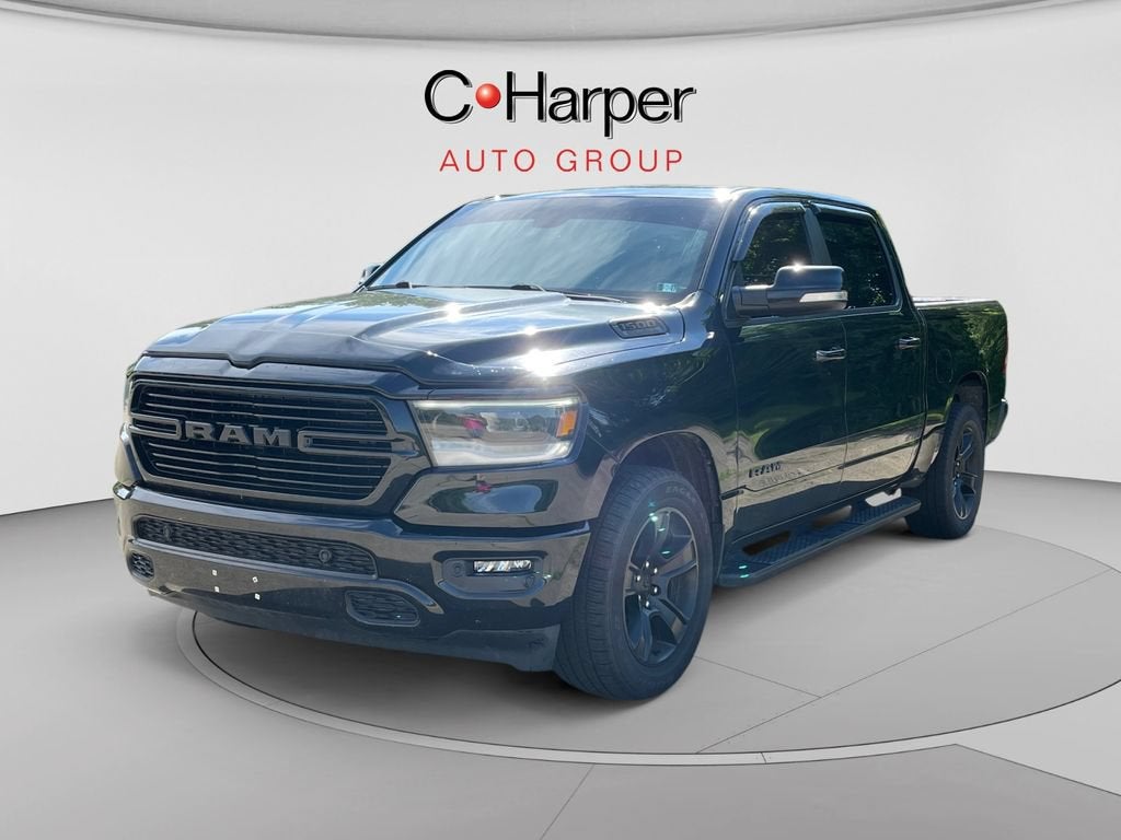 2020 RAM 1500 Big Horn Crew Cab 4x4 5'7" Box
