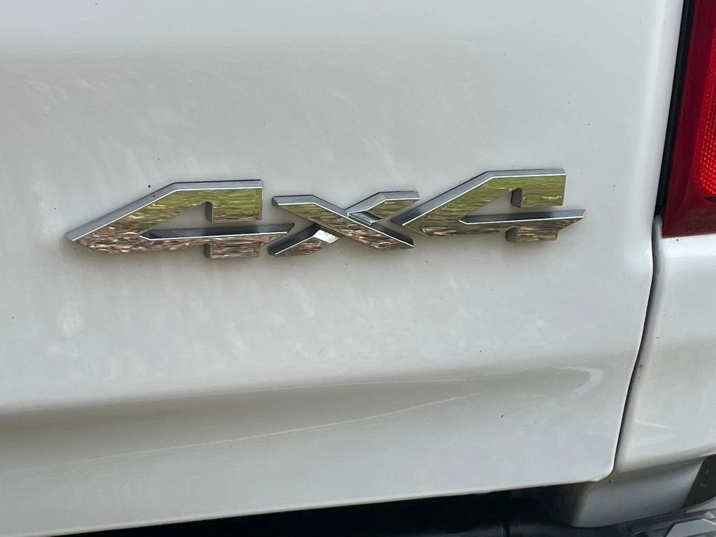 2021 RAM 1500 Big Horn Crew Cab 4x4 5'7" Box