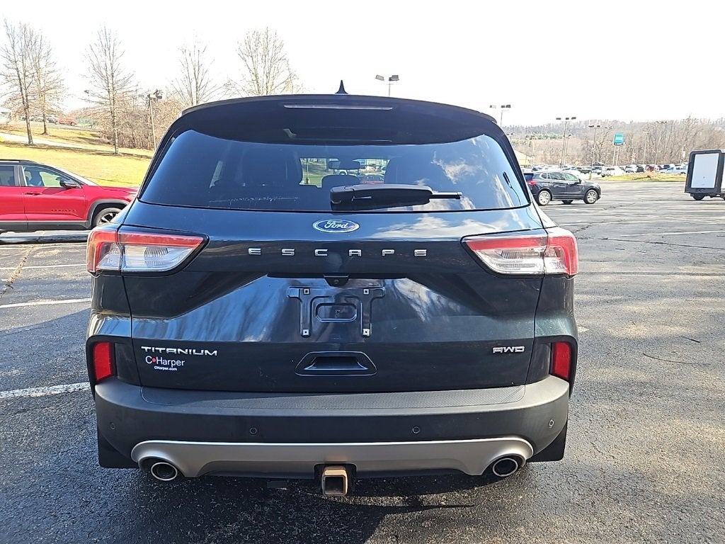 2022 Ford Escape Titanium