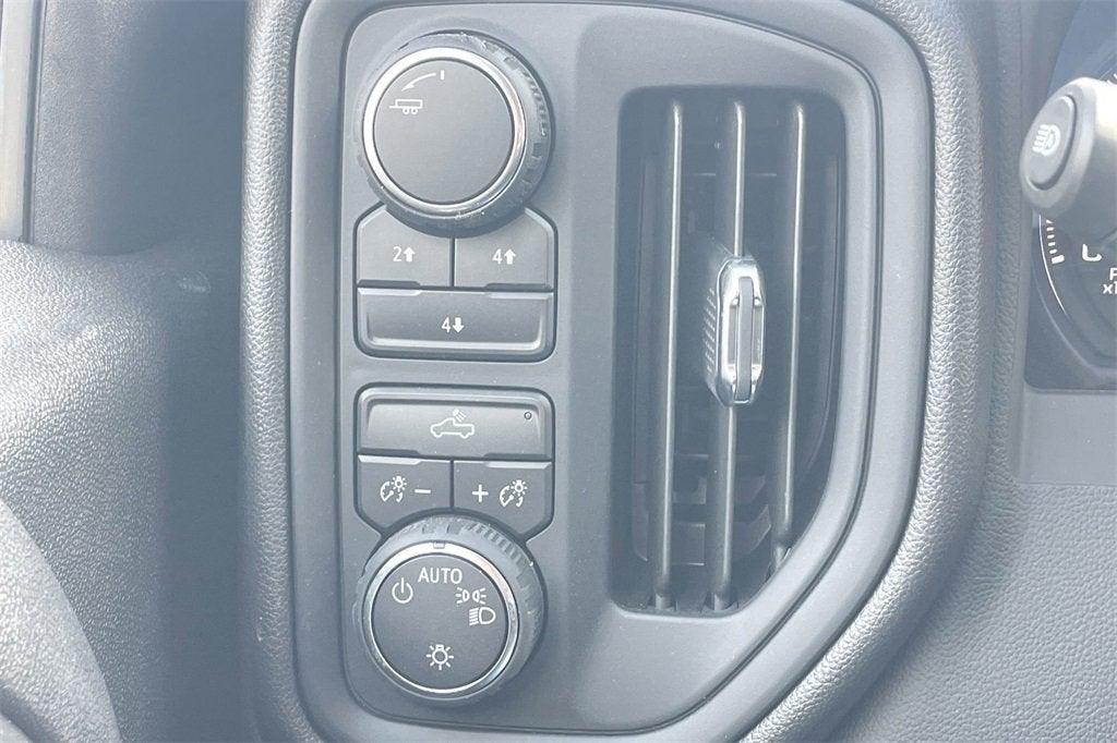 2024 Chevrolet Silverado 3500 HD Chassis Cab Work Truck