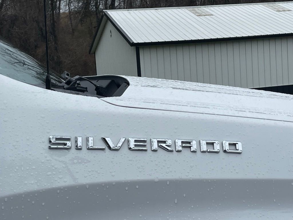 2024 Chevrolet Silverado 1500 LT (2FL)