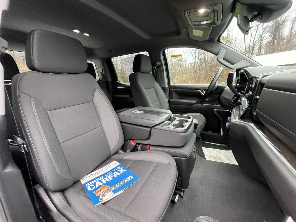 2024 Chevrolet Silverado 1500 LT (2FL)