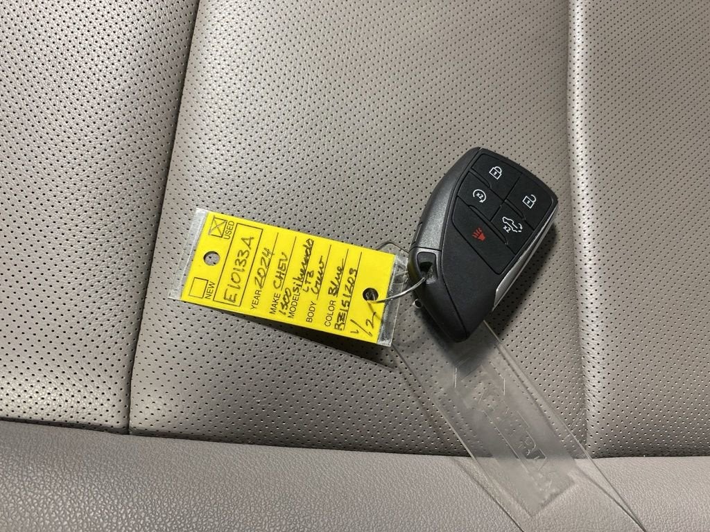 2024 Chevrolet Silverado 1500 LTZ