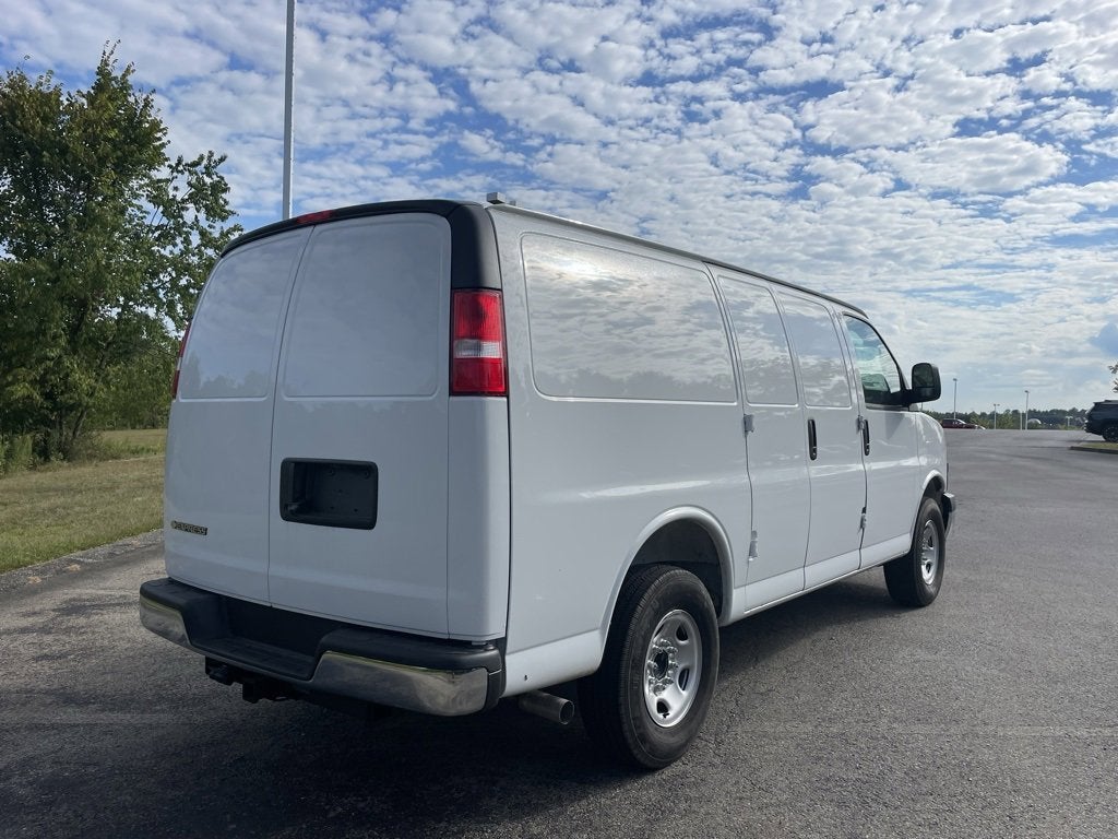 2025 Chevrolet Express Cargo 2500 WT