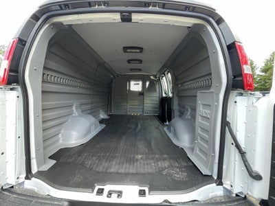 2025 Chevrolet Express Cargo 2500 WT